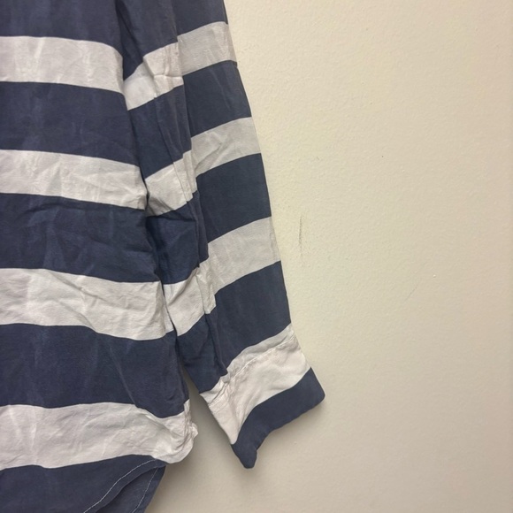 Equipment 100% Silk Blouse - Picture 9 of 12